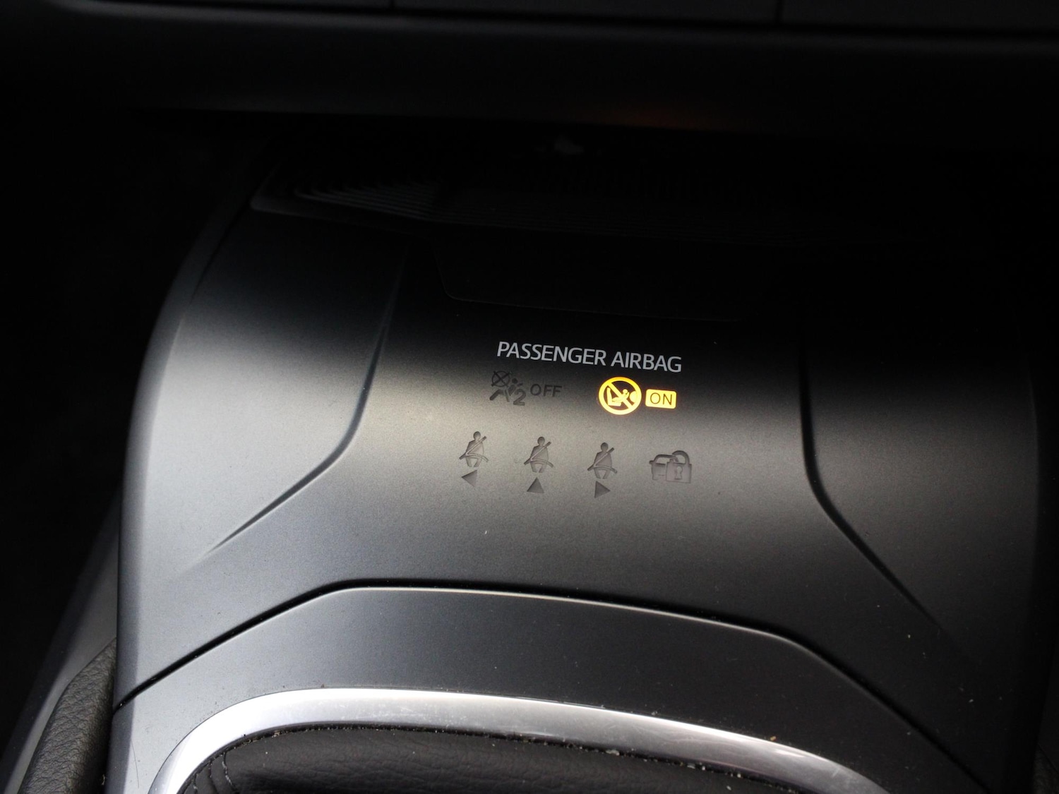 Used Toyota Avensis 2017 for sale - 76515870: Photo 25