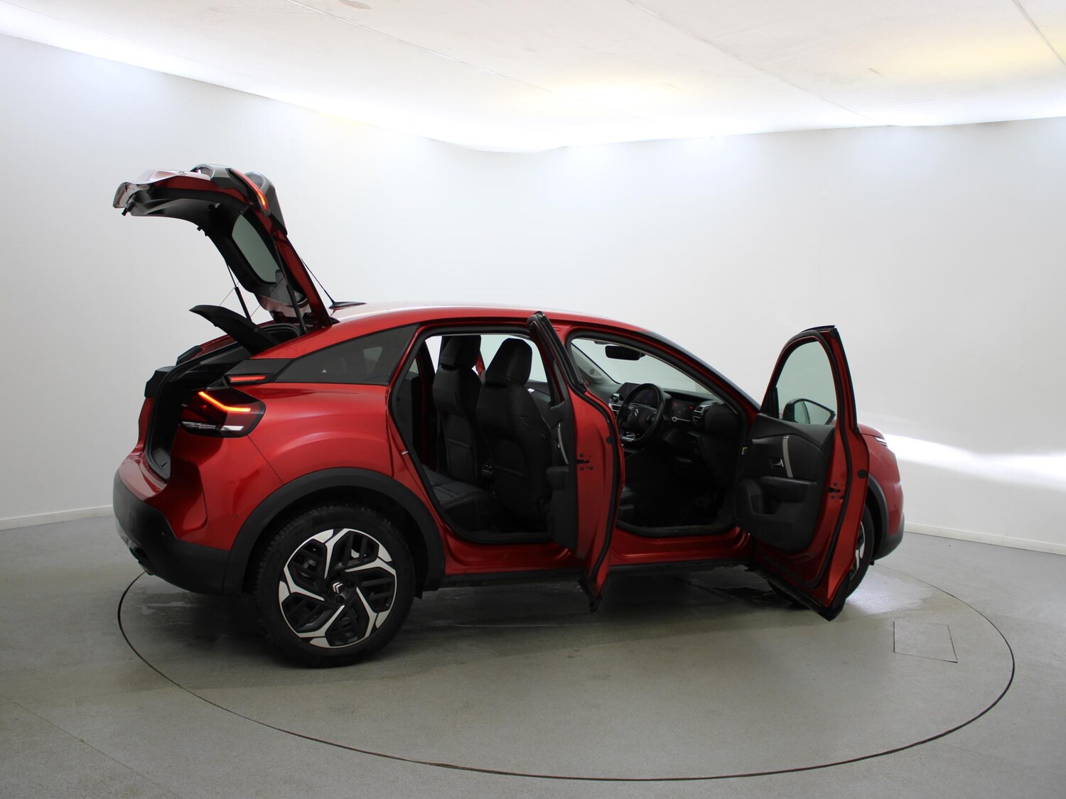 Used Citroen C4 2023 for sale - 77472890: Photo 34