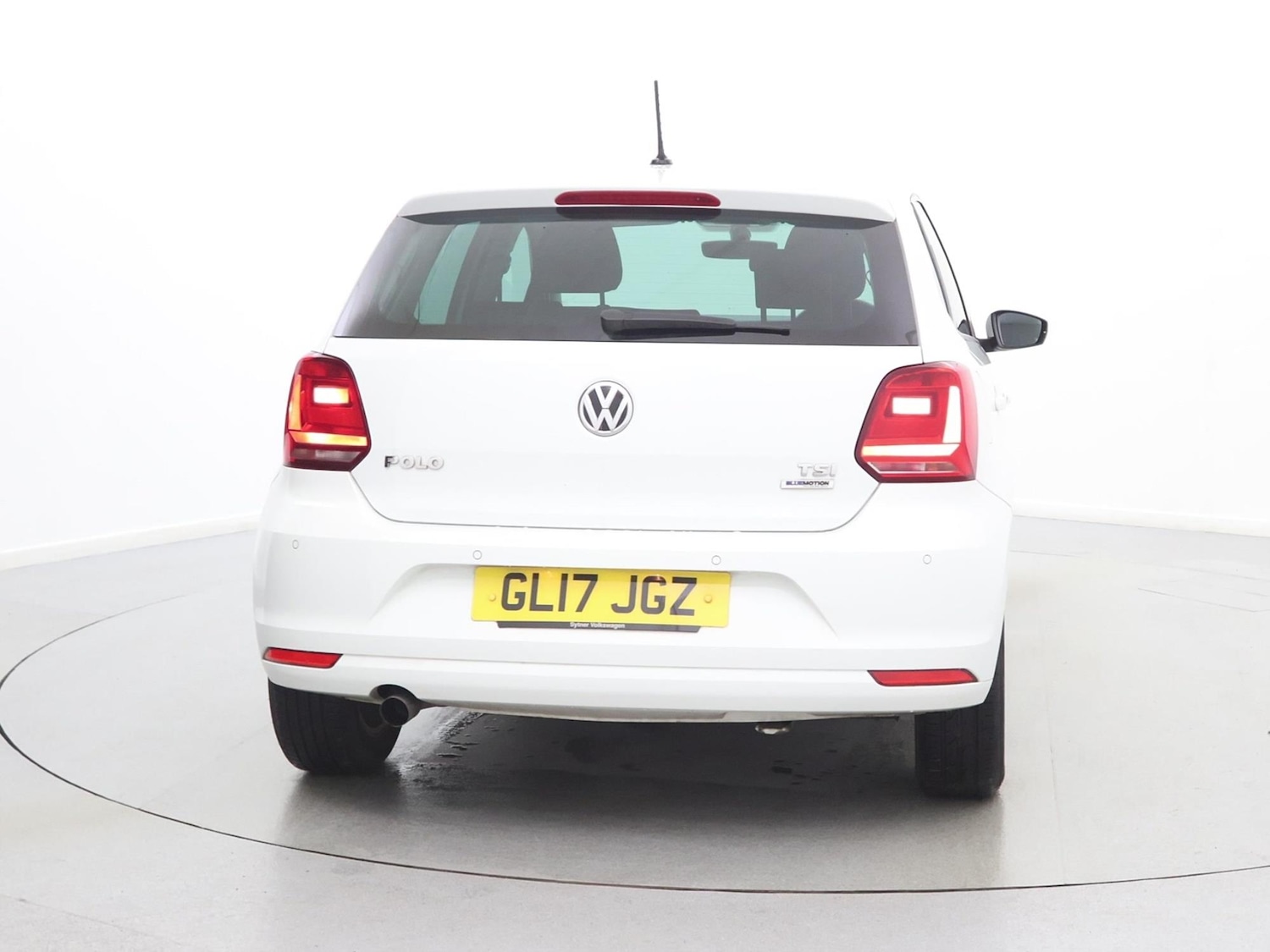 Used Volkswagen Polo 2017 for sale - 77135427: Photo 6