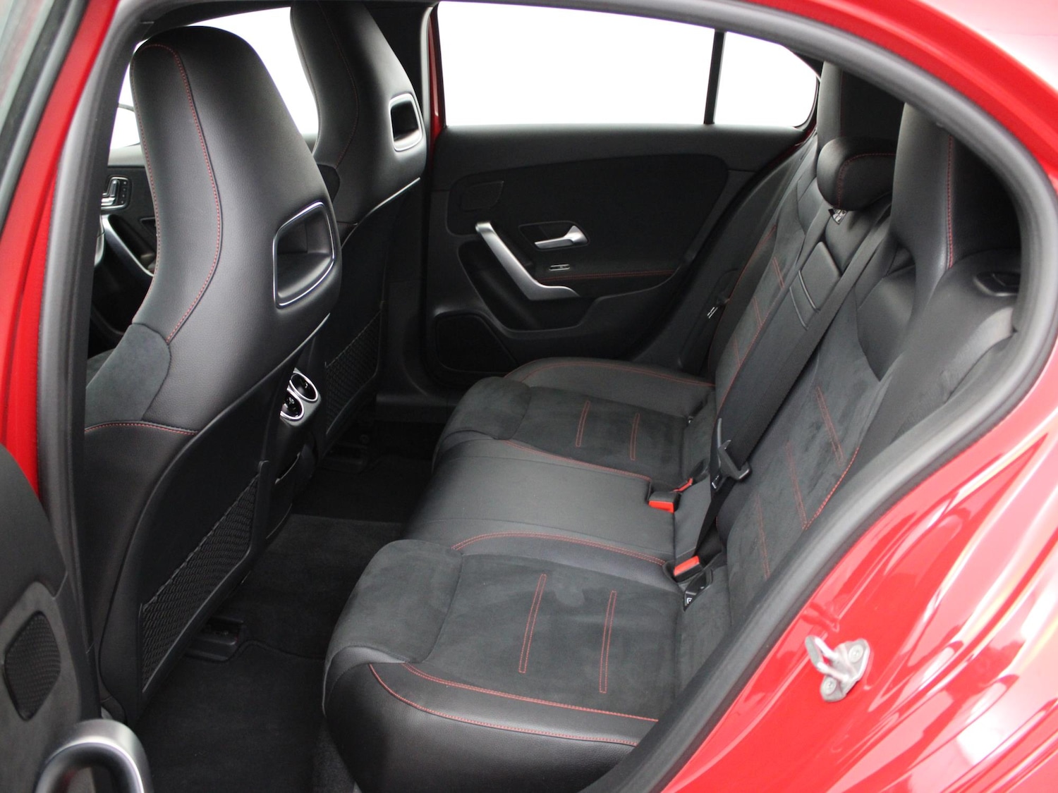 Used Mercedes-Benz A-Class 2018 for sale - 78052870: Photo 10