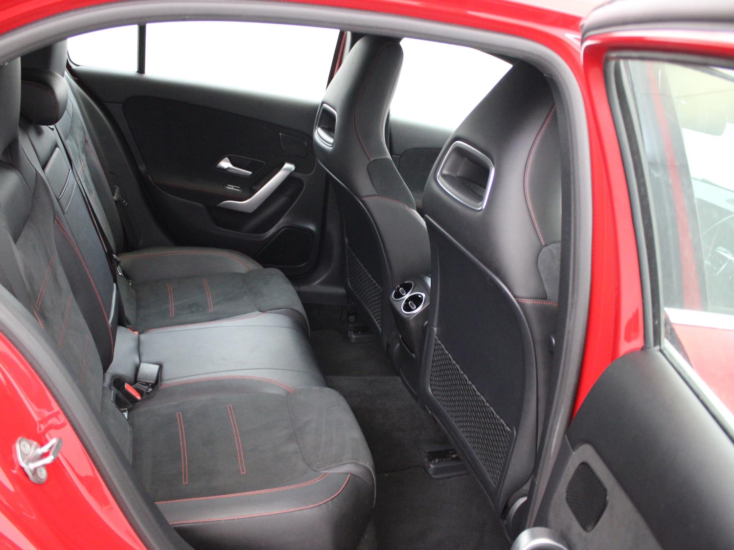 Used Mercedes-Benz A-Class 2018 for sale - 78052870: Photo 11