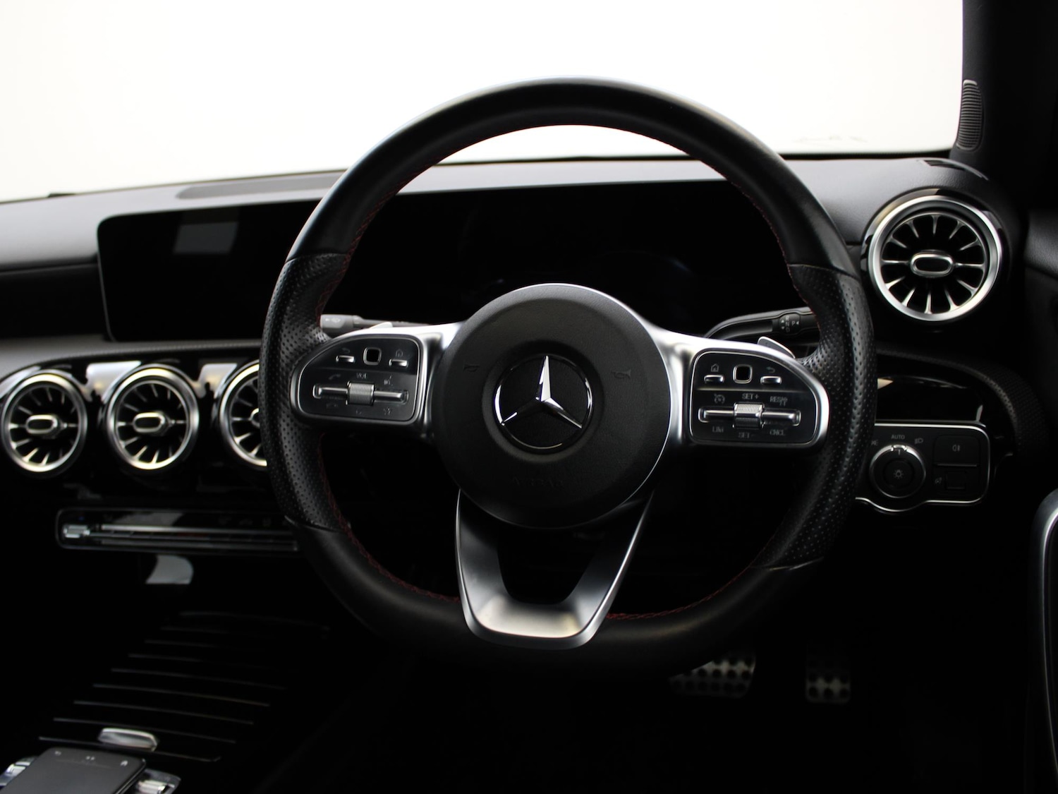 Used Mercedes-Benz A-Class 2018 for sale - 78052870: Photo 15