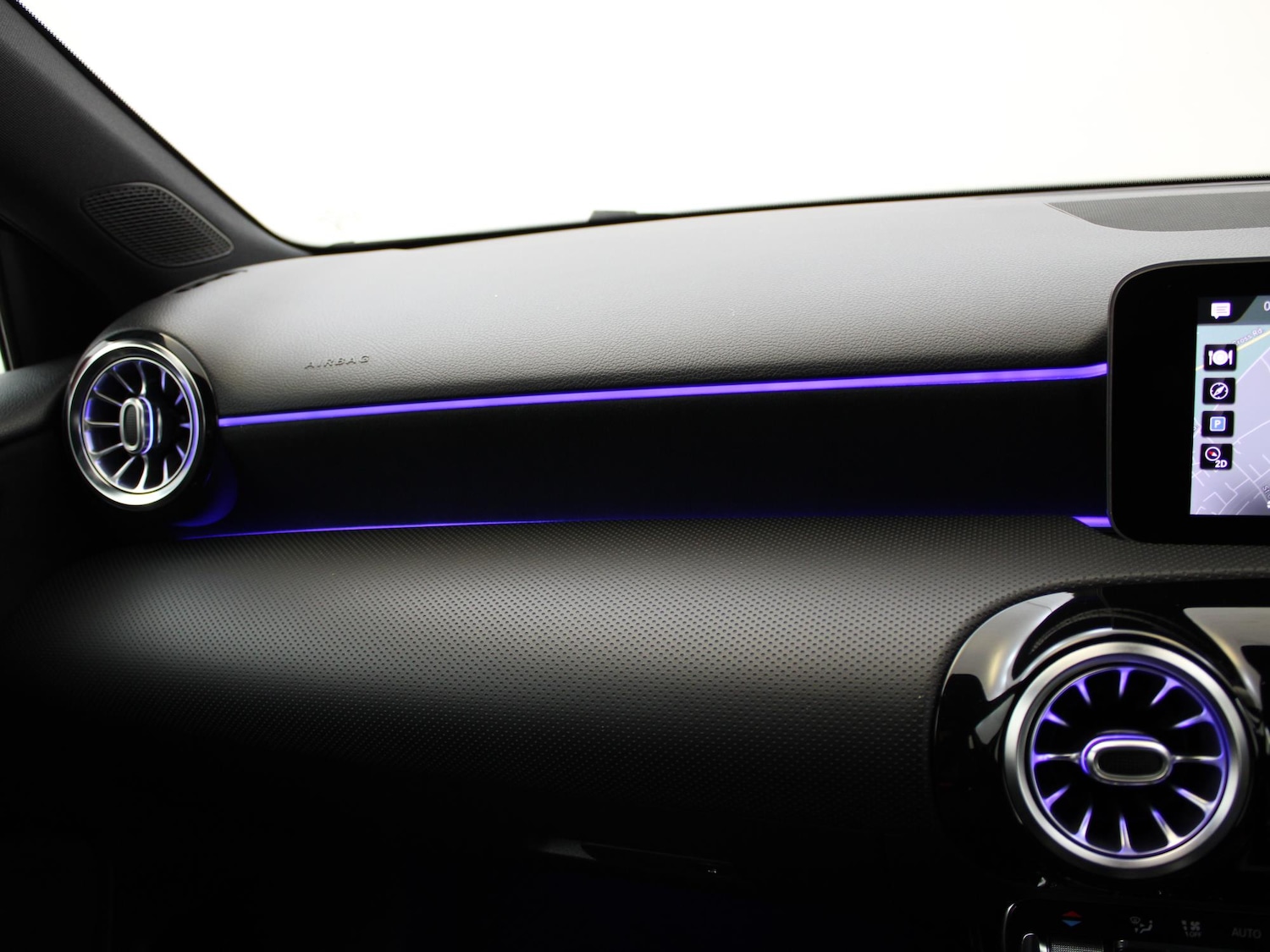 Used Mercedes-Benz A-Class 2018 for sale - 78052870: Photo 30