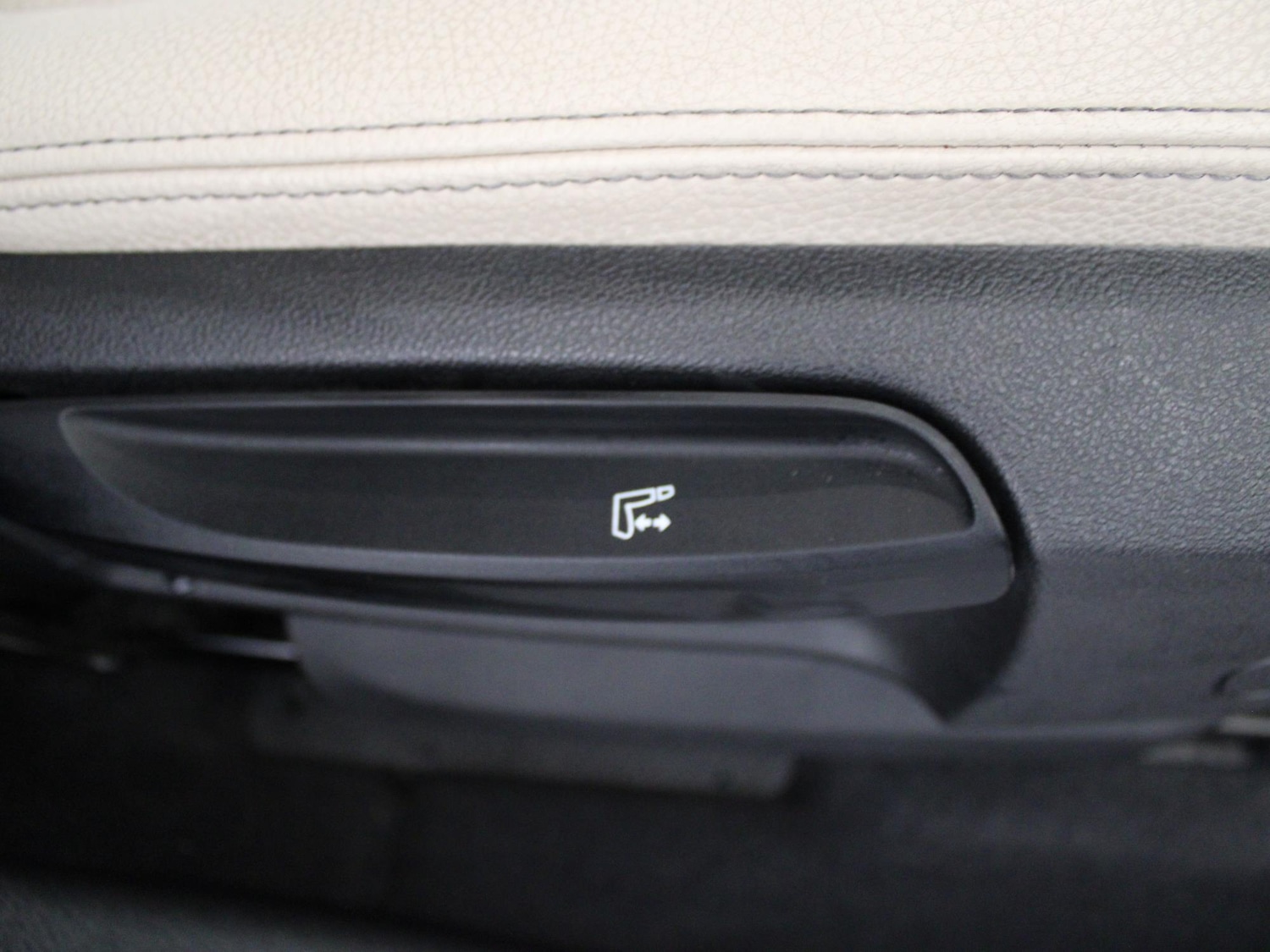 Used BMW X1 2020 for sale - 76047385: Photo 10