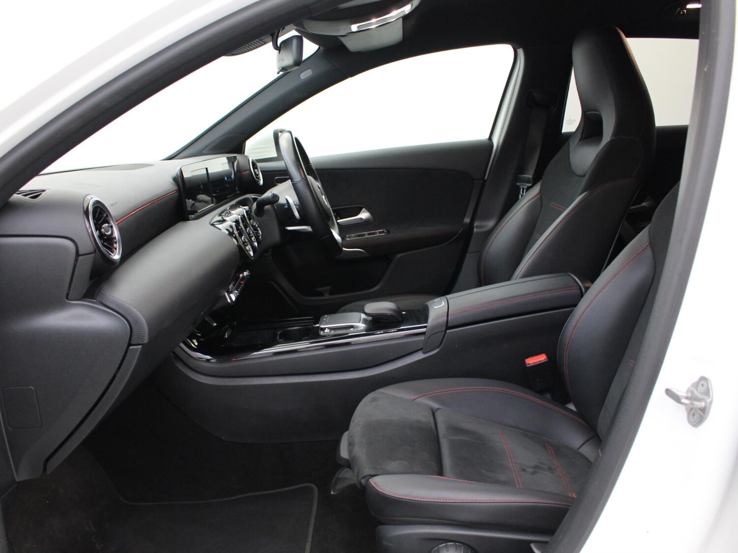 Used Mercedes-Benz A-Class 2021 for sale - 77758243: Photo 10