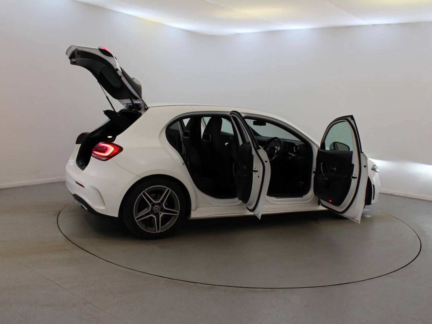 Used Mercedes-Benz A-Class 2021 for sale - 77758243: Photo 32