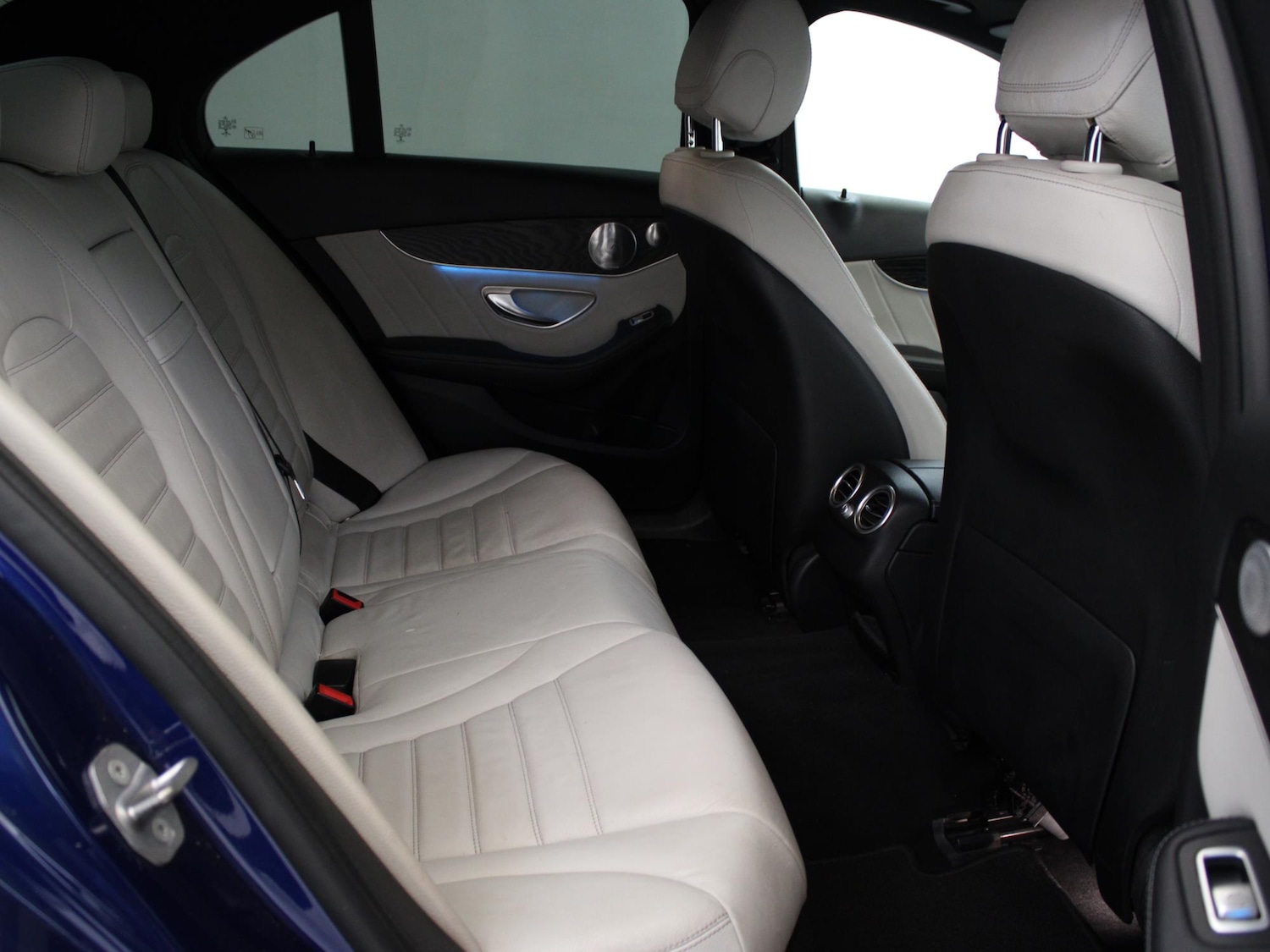Used Mercedes-Benz C Class 2018 for sale - 75850169: Photo 12