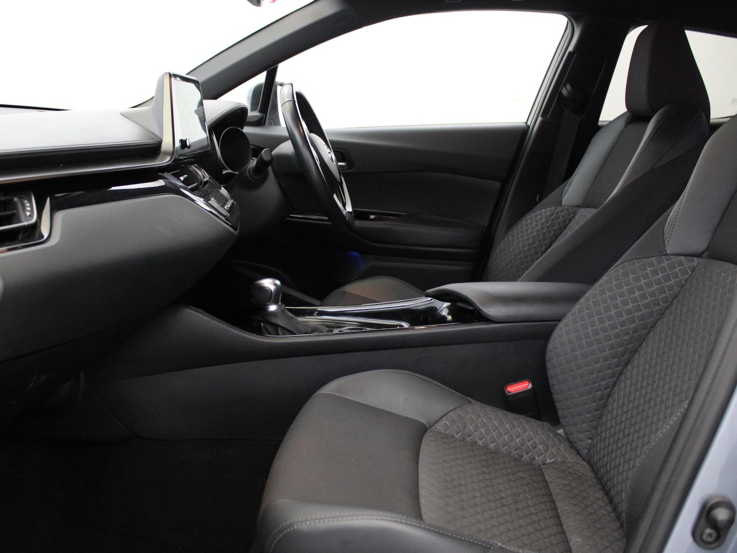 Used Toyota C-HR 2022 for sale - 77374368: Photo 10