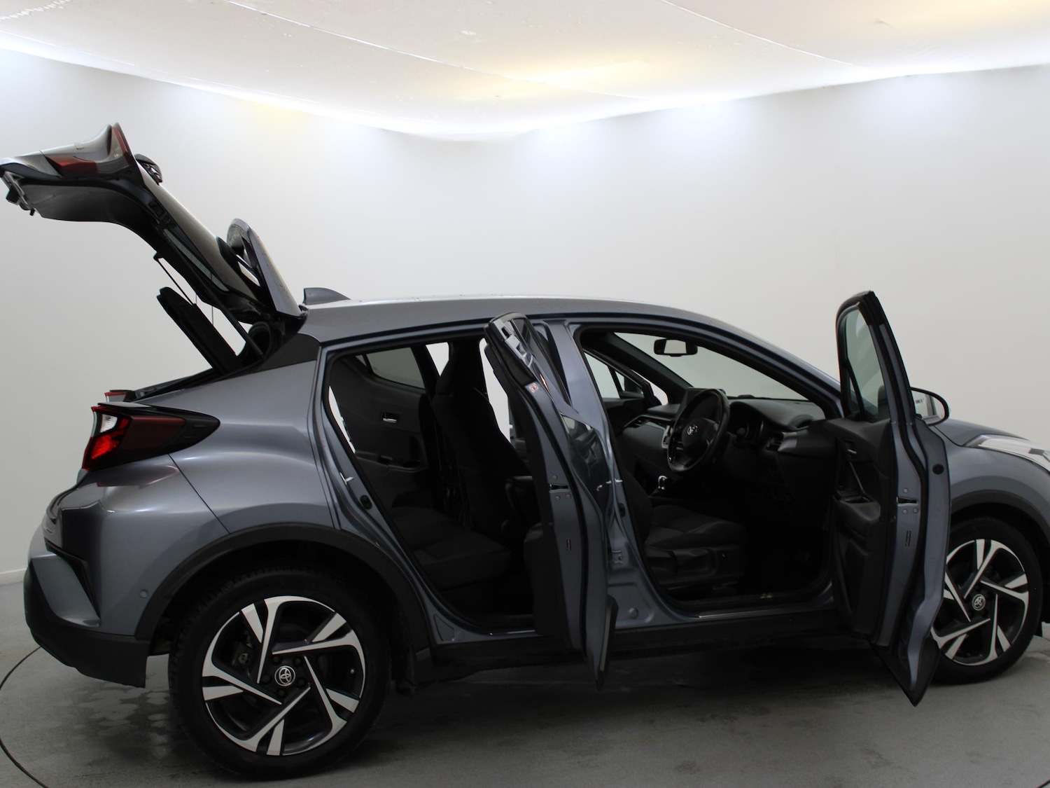Used Toyota C-HR 2022 for sale - 77374368: Photo 24