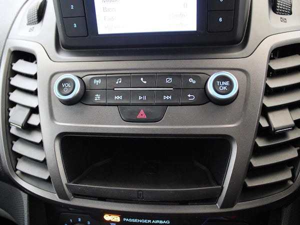 Used Ford Grand Tourneo Connect 2020 for sale - 76300126: Photo 24