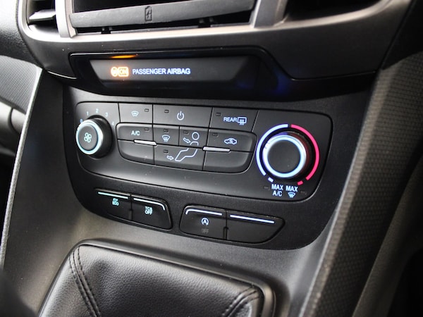 Used Ford Grand Tourneo Connect 2020 for sale - 76300126: Photo 25