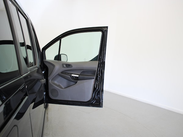 Used Ford Grand Tourneo Connect 2020 for sale - 76300126: Photo 34