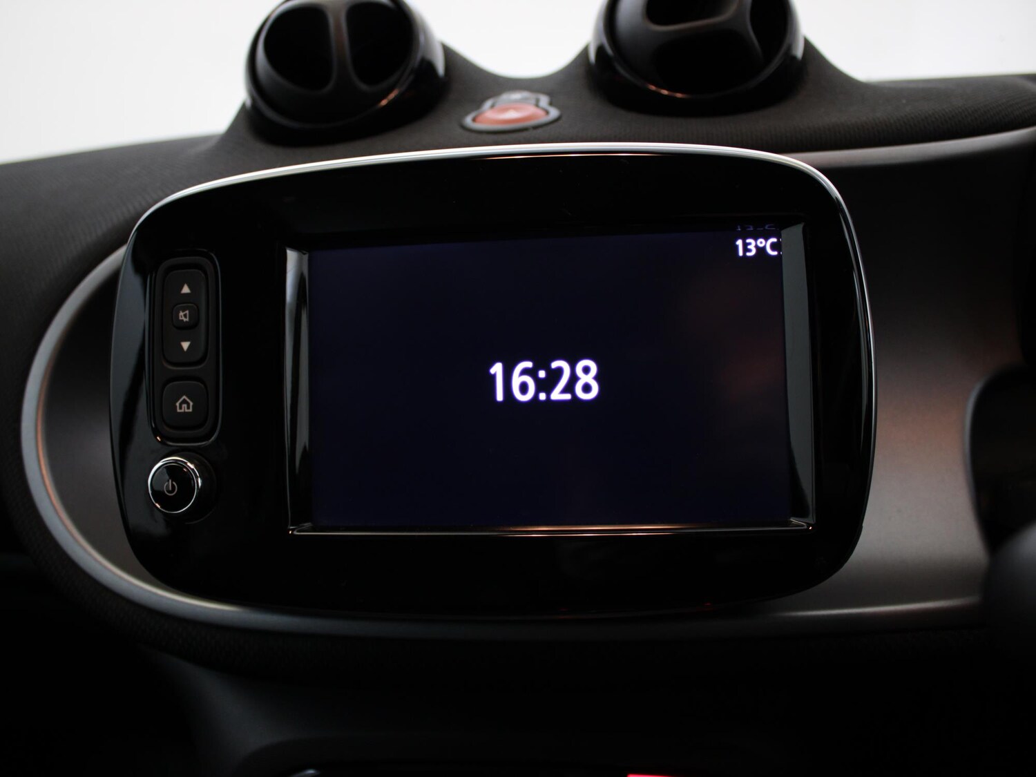 Used smart fortwo 2017 for sale - 76411648: Photo 14