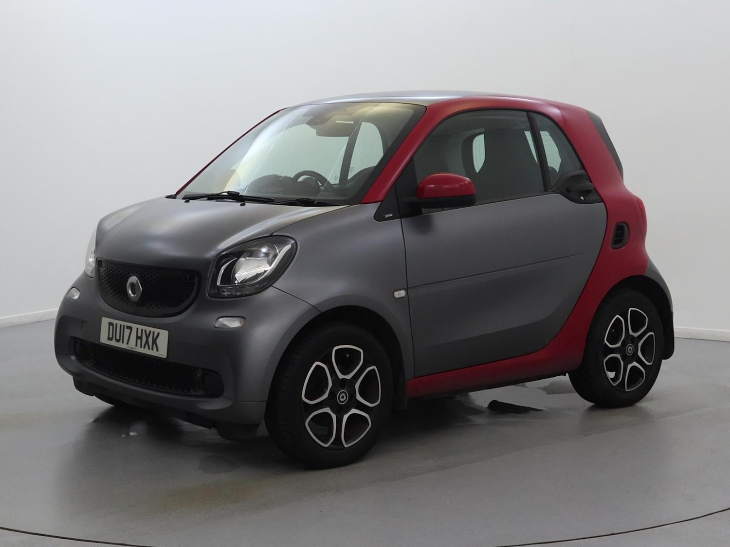 Used smart fortwo 2017 for sale - 76411648: Photo 3