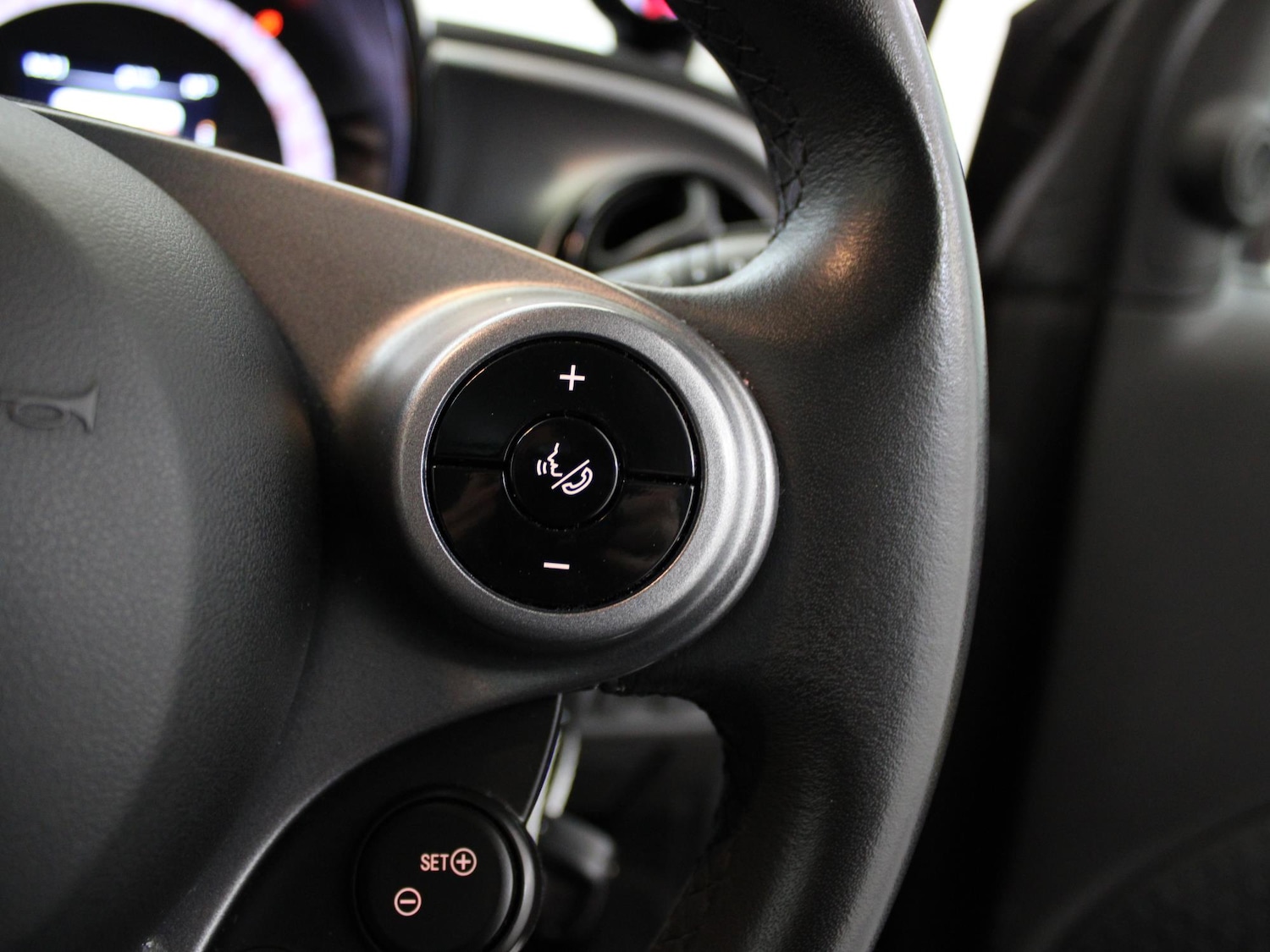 Used smart fortwo 2017 for sale - 76411648: Photo 34