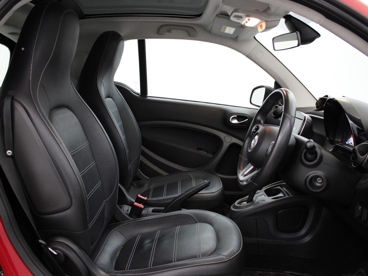 Used smart fortwo 2017 for sale - 76411648: Photo 9