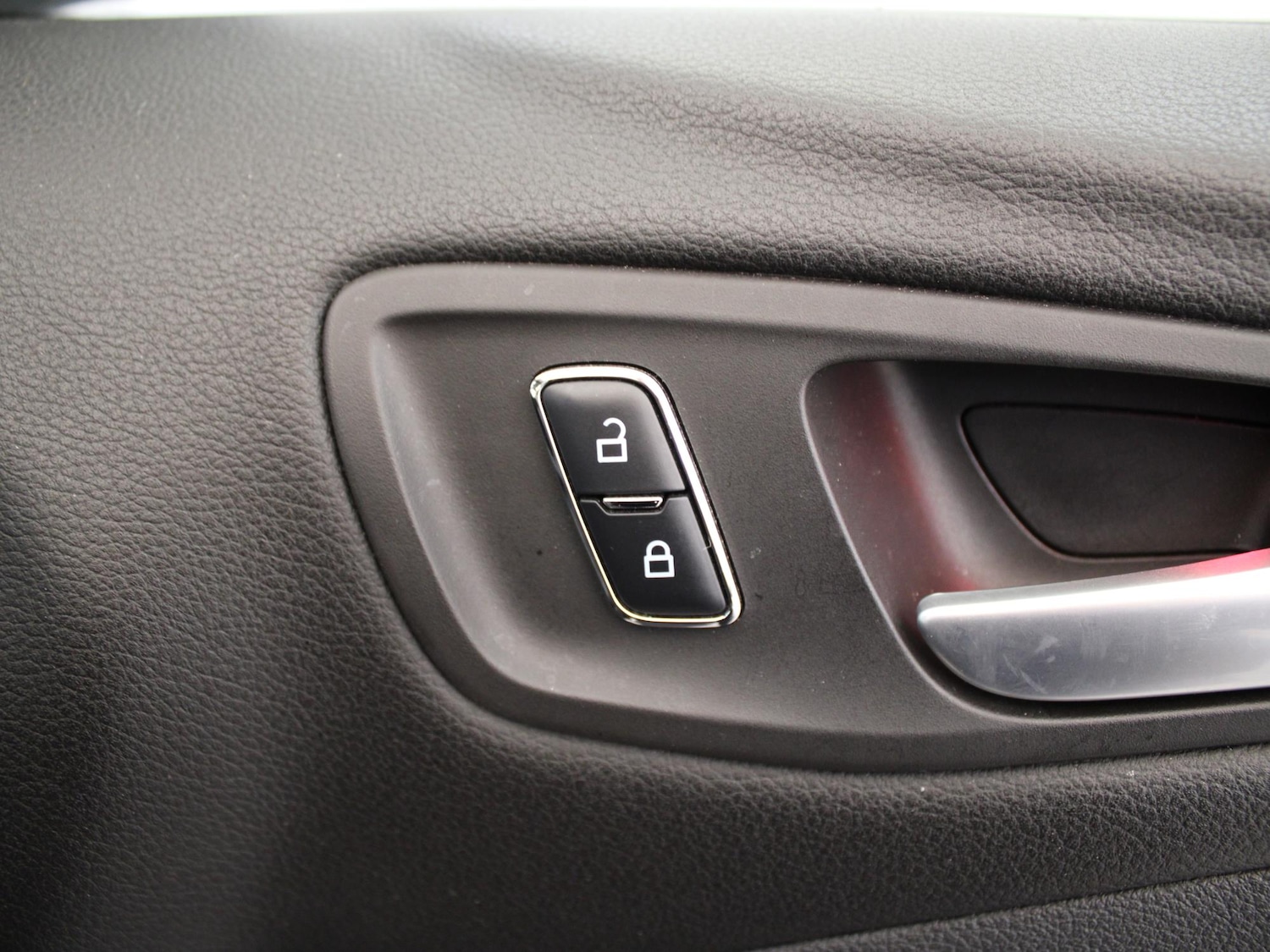 Used Ford Kuga 2016 for sale - 76077266: Photo 31