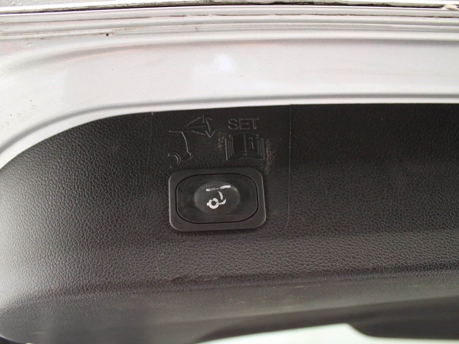Used Ford Kuga 2016 for sale - 76077266: Photo 33
