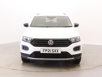 Used Volkswagen T-Roc 2021 for sale - 75627920: Photo