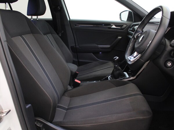 Used Volkswagen T-Roc 2021 for sale - 75627920: Photo 9
