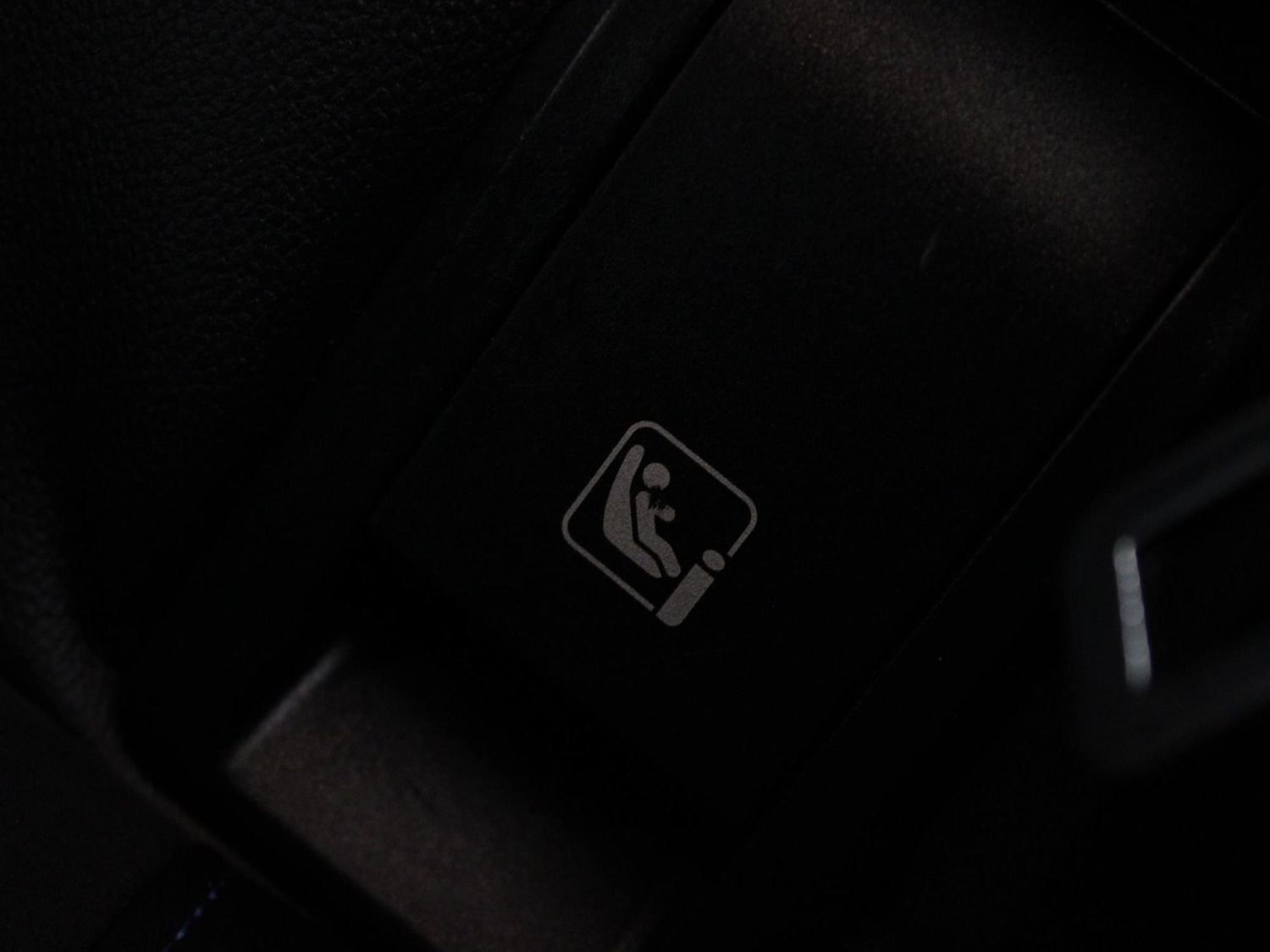 Used BMW i4 2022 for sale - 76662224: Photo 12