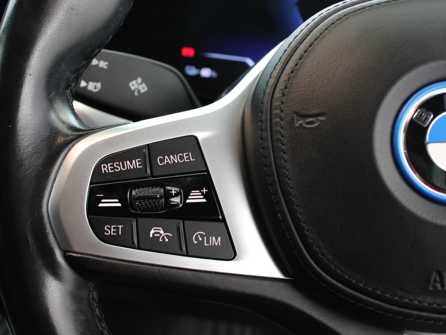 Used BMW i4 2022 for sale - 76662224: Photo 17