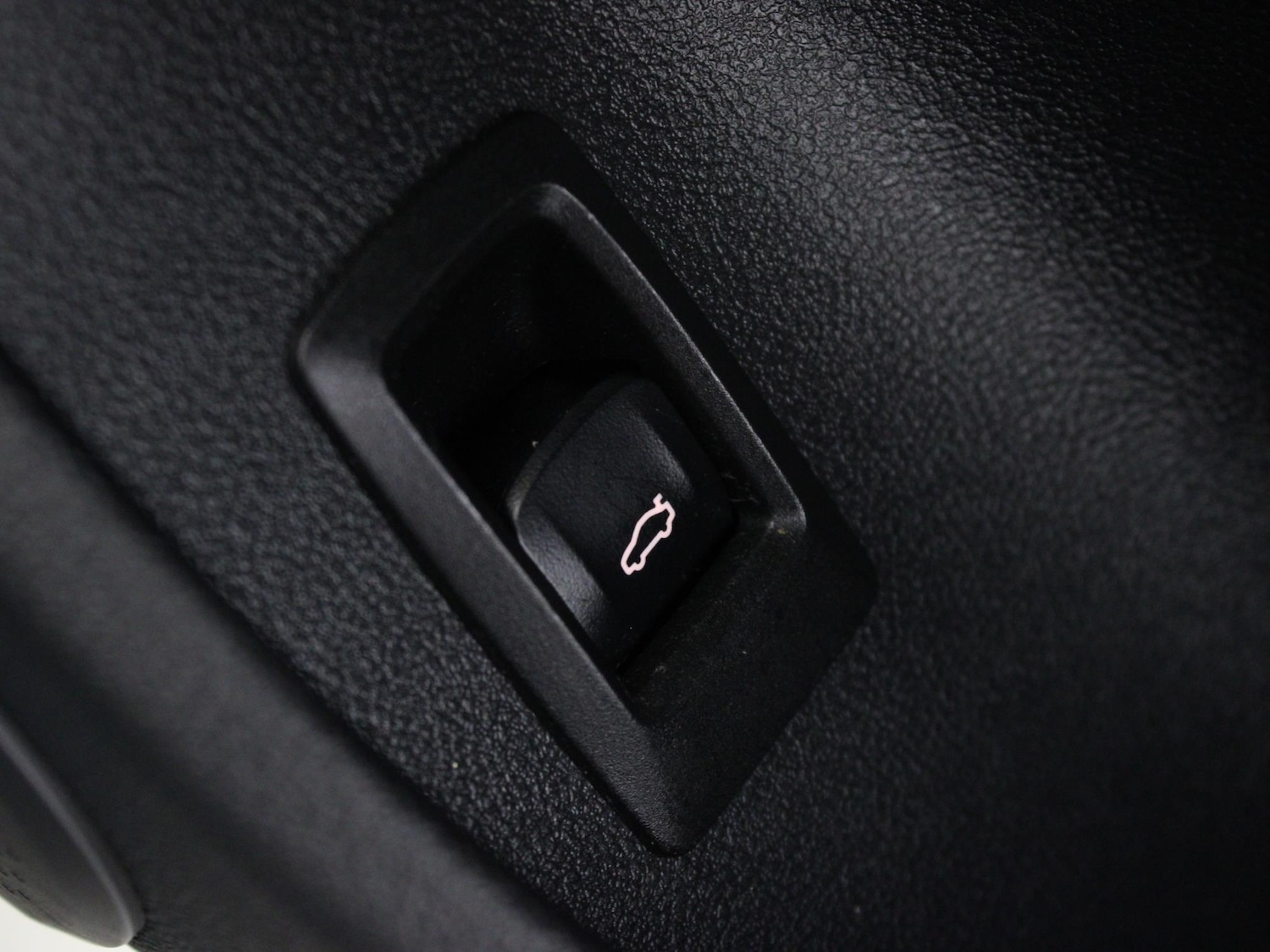 Used BMW i4 2022 for sale - 76662224: Photo 30