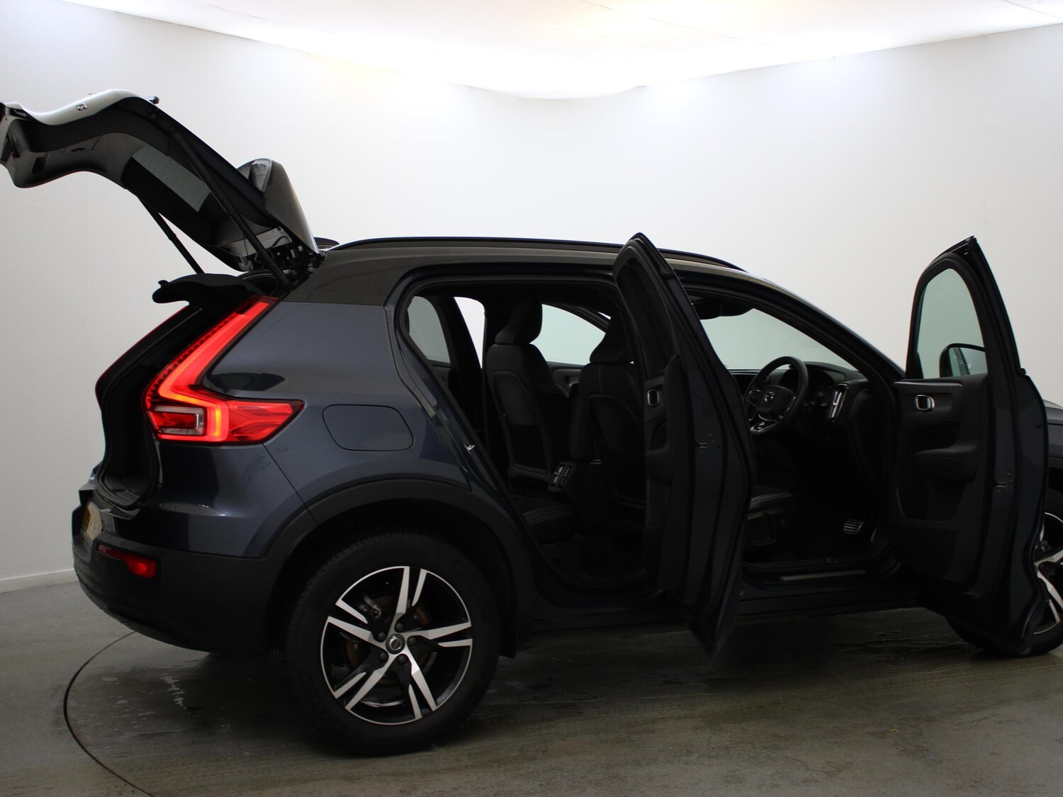 Used Volvo XC40 2022 for sale - 78052825: Photo 23