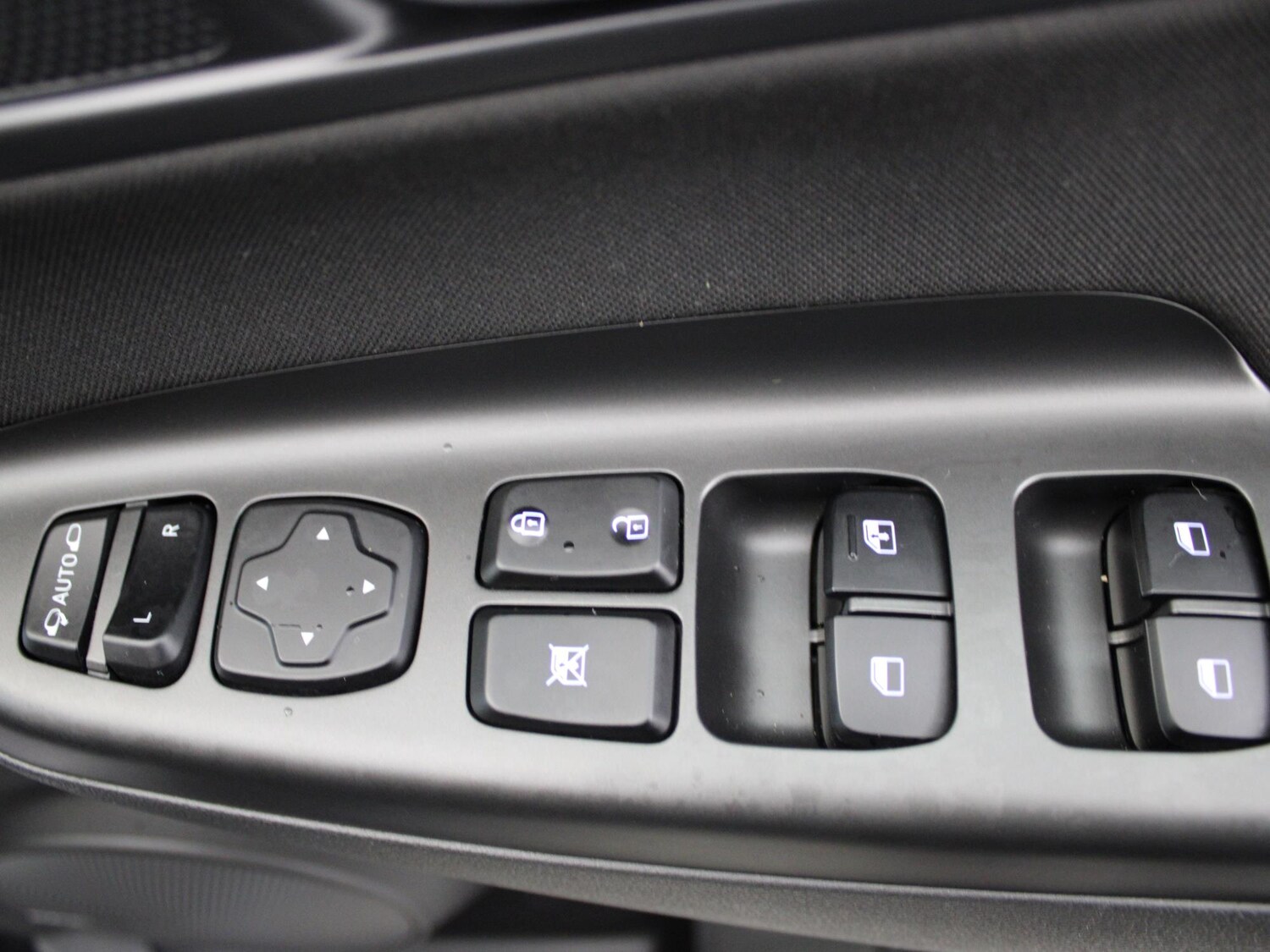 Used Hyundai KONA 2022 for sale - 77398081: Photo 30