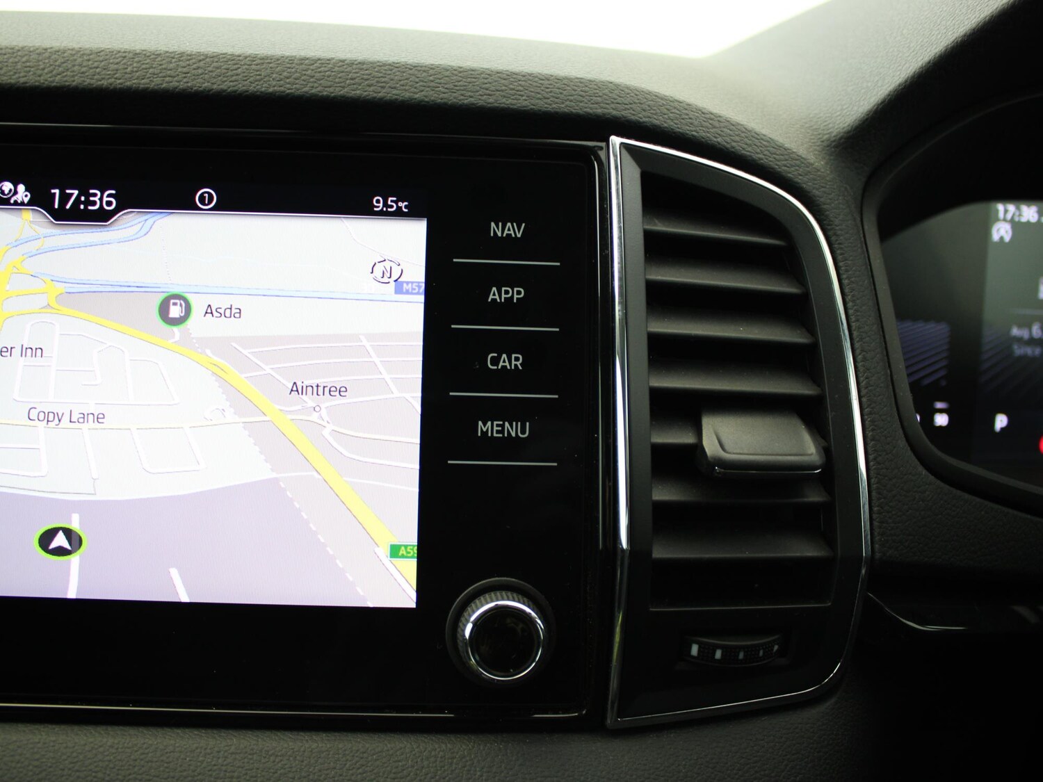 Used Skoda Karoq 2022 for sale - 76916464: Photo 30