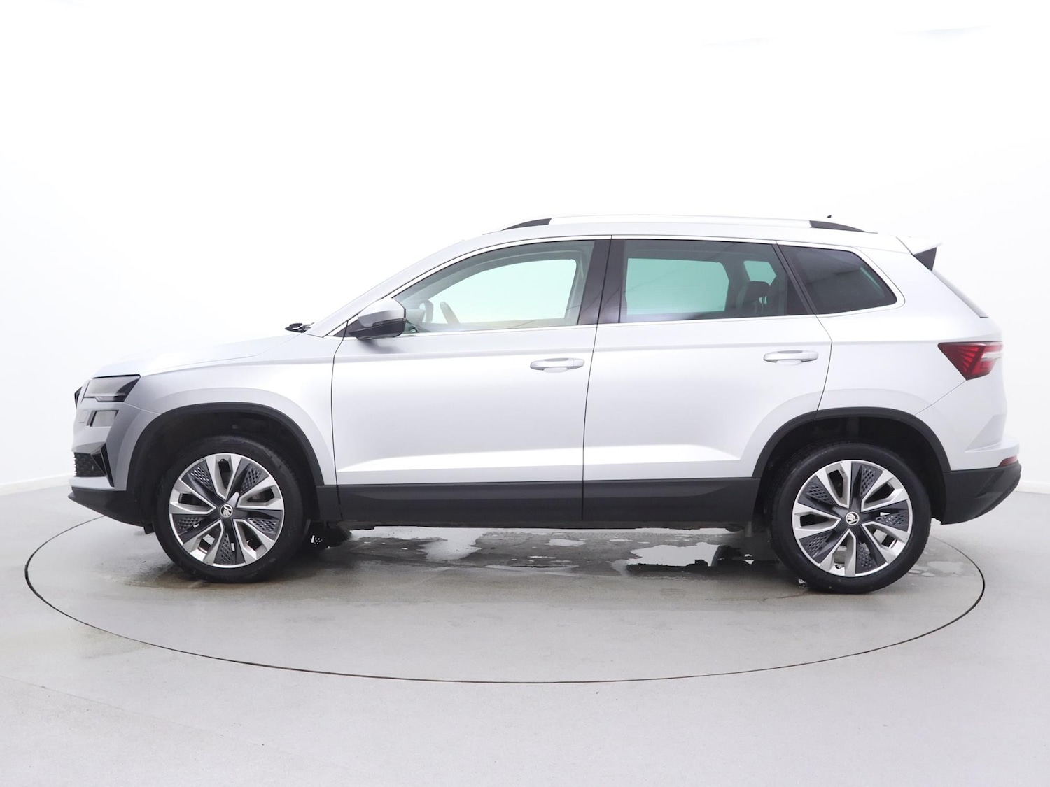 Used Skoda Karoq 2022 for sale - 76916464: Photo 4