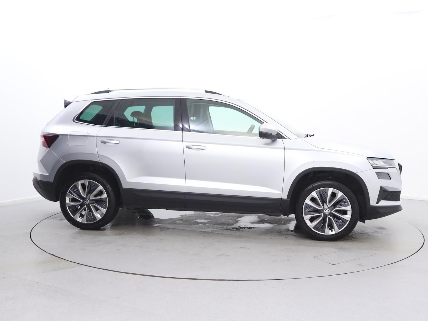 Used Skoda Karoq 2022 for sale - 76916464: Photo 8