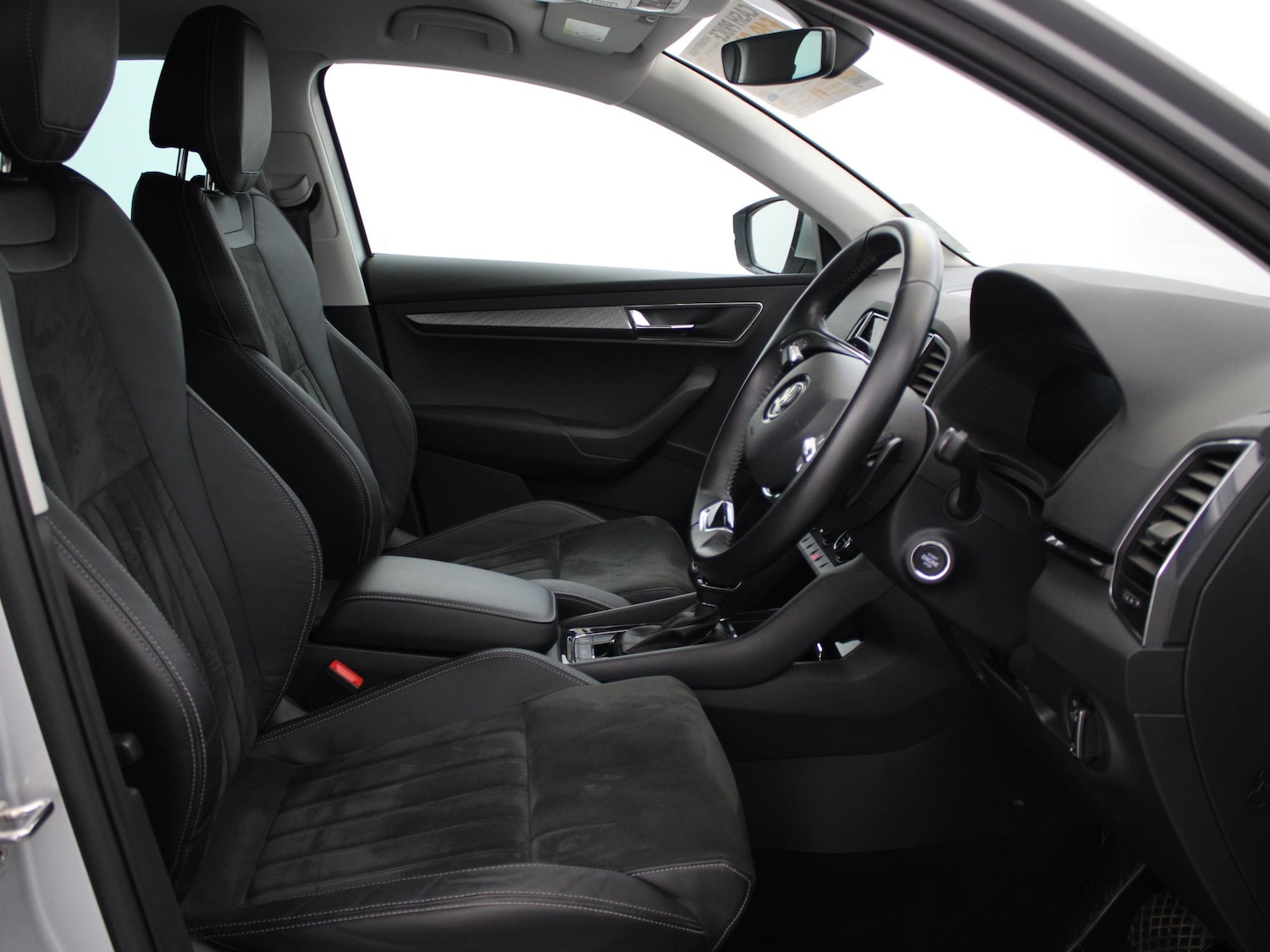 Used Skoda Karoq 2022 for sale - 76916464: Photo 9