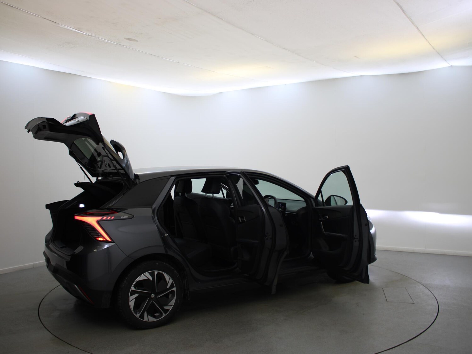 Used MG MG4 2023 for sale - 77687095: Photo 37