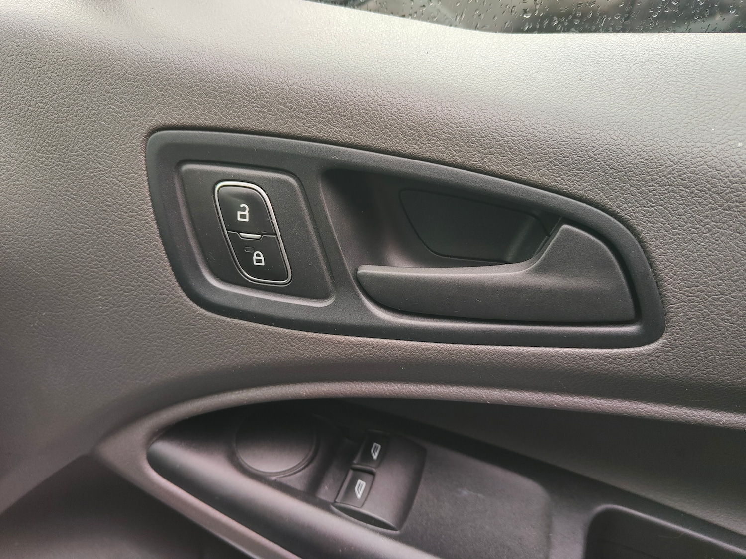 Used Ford Transit Connect 2020 for sale - 77000555: Photo 13