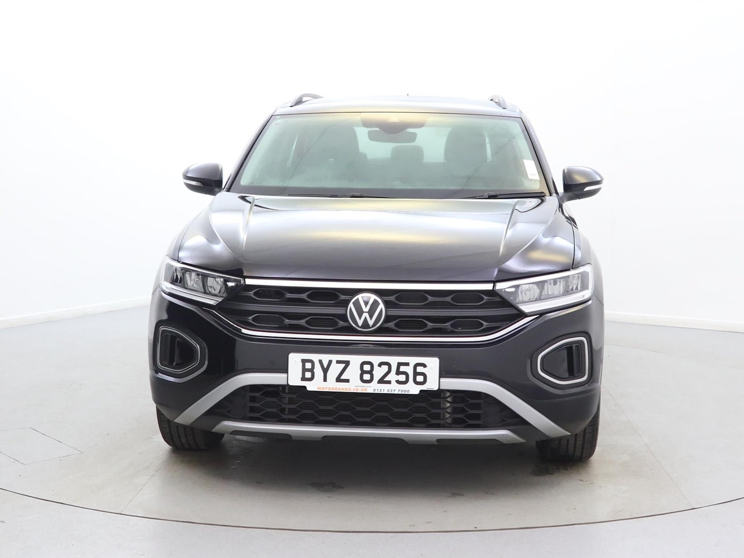 Used Volkswagen T-Roc 2022 for sale - 77374371: Photo 2