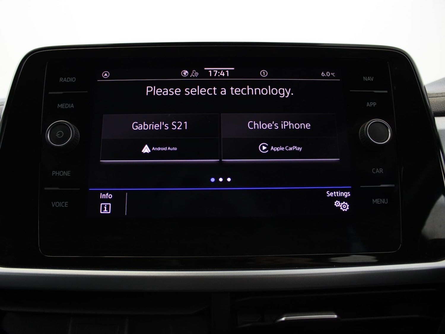 Used Volkswagen T-Roc 2022 for sale - 77374371: Photo 20