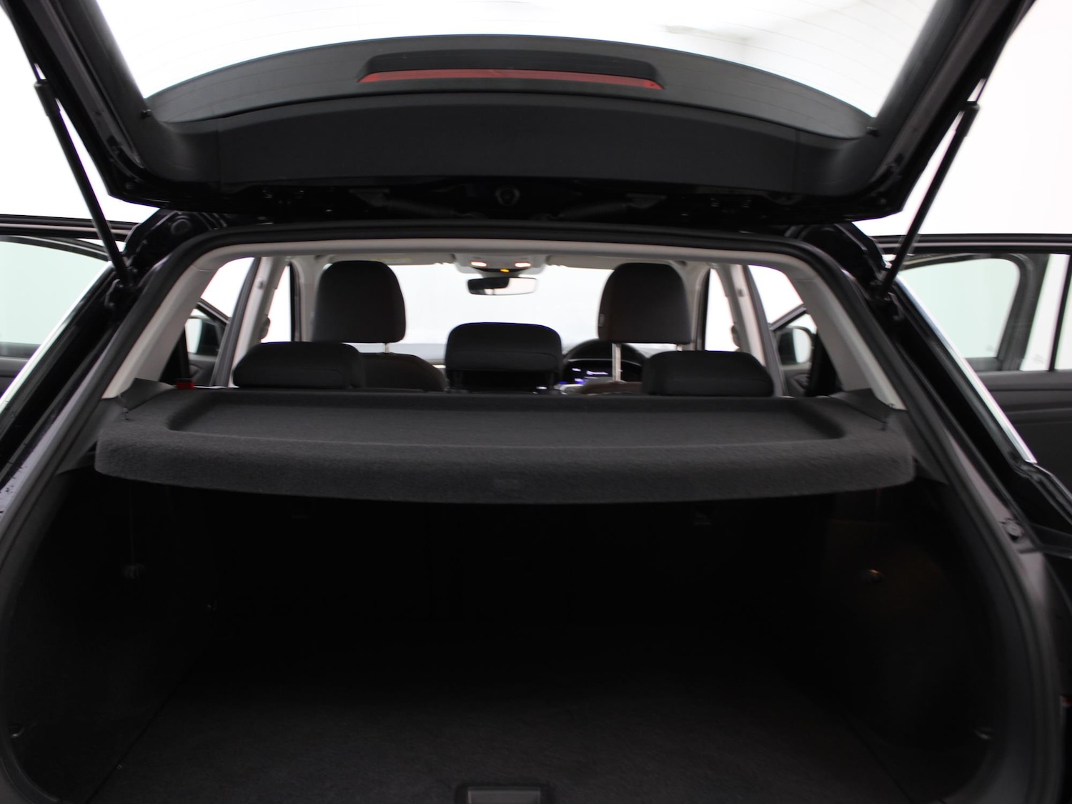 Used Volkswagen T-Roc 2022 for sale - 77374371: Photo 35