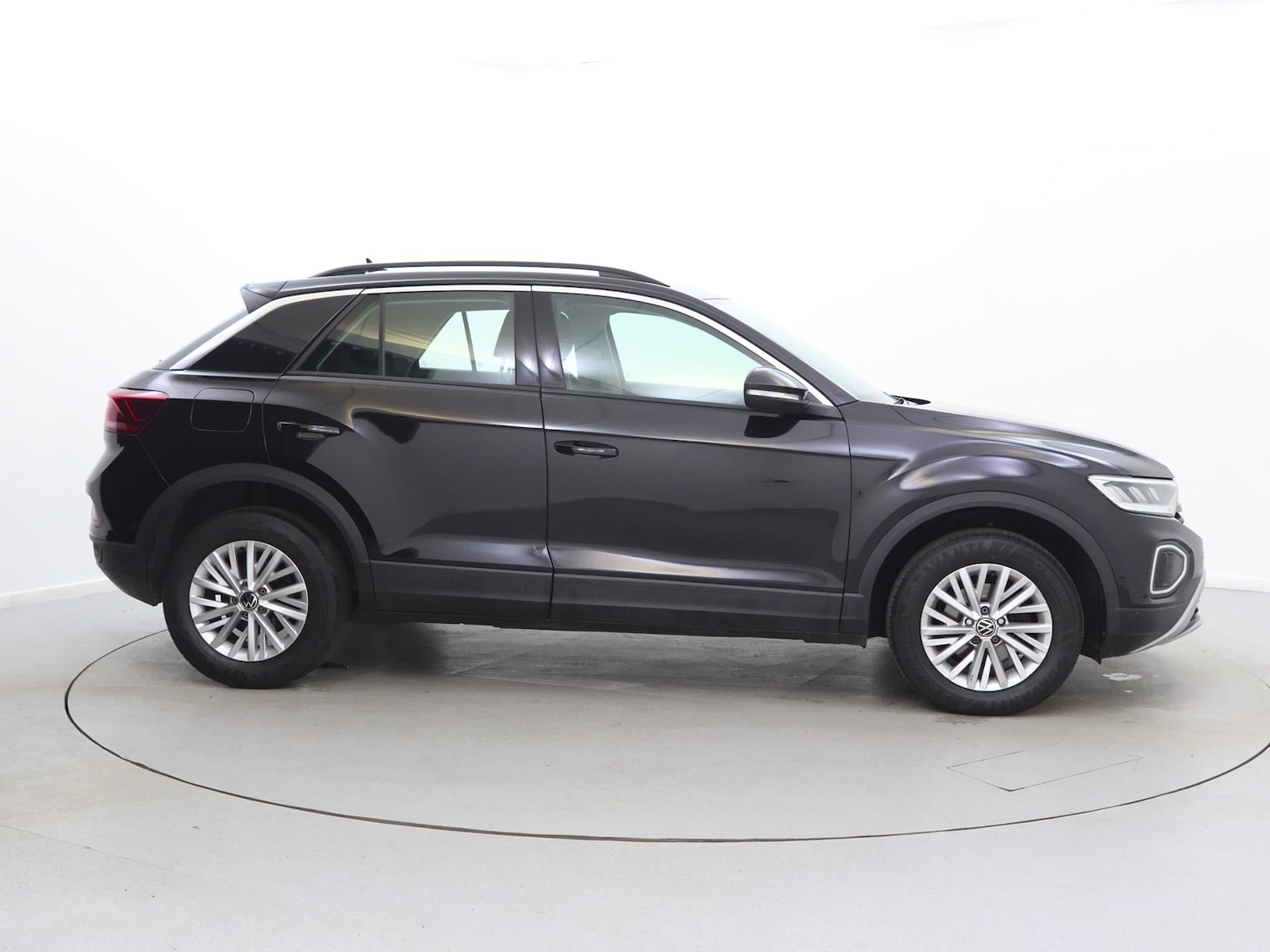Used Volkswagen T-Roc 2022 for sale - 77374371: Photo 8