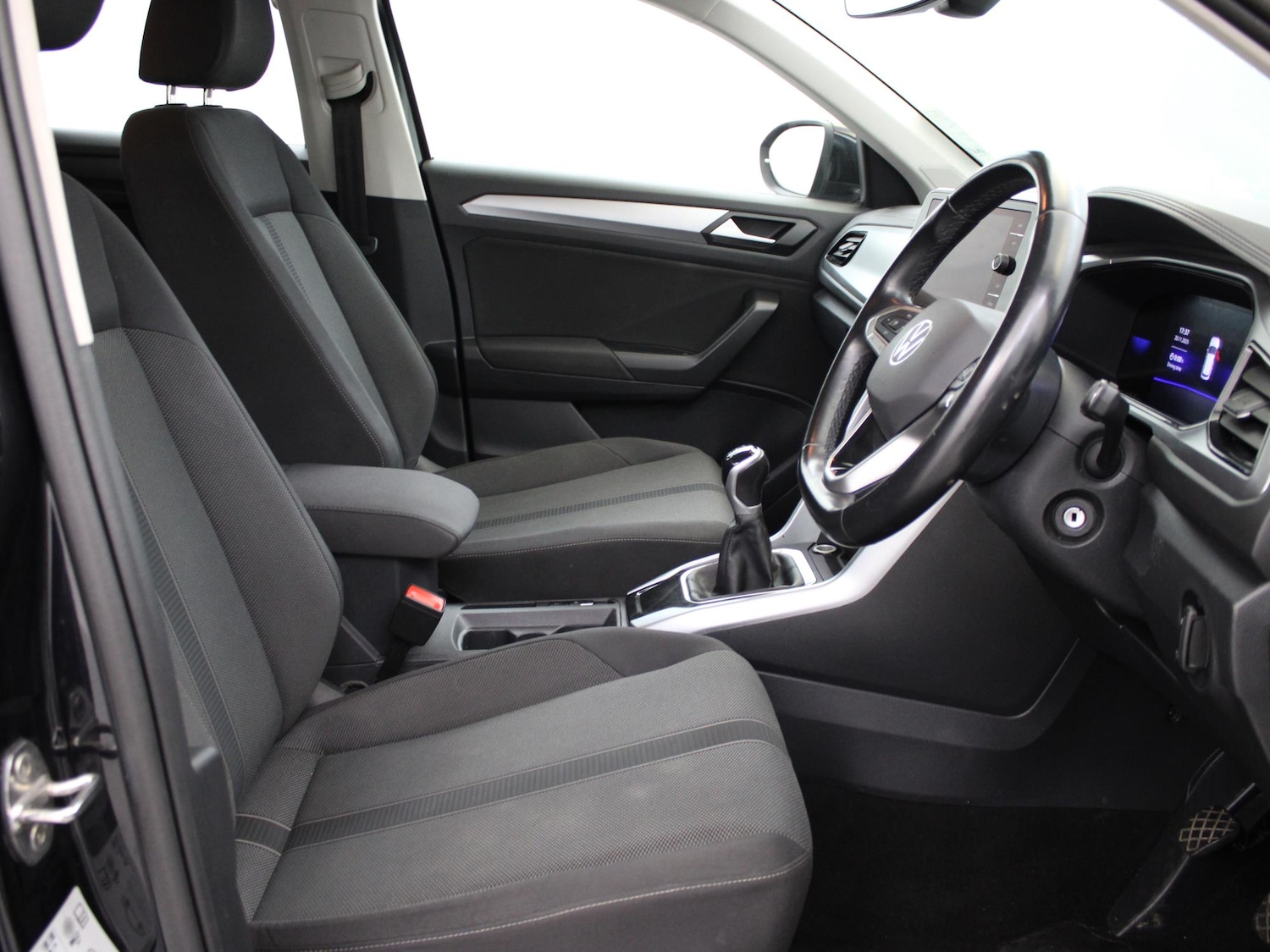 Used Volkswagen T-Roc 2022 for sale - 77374371: Photo 9