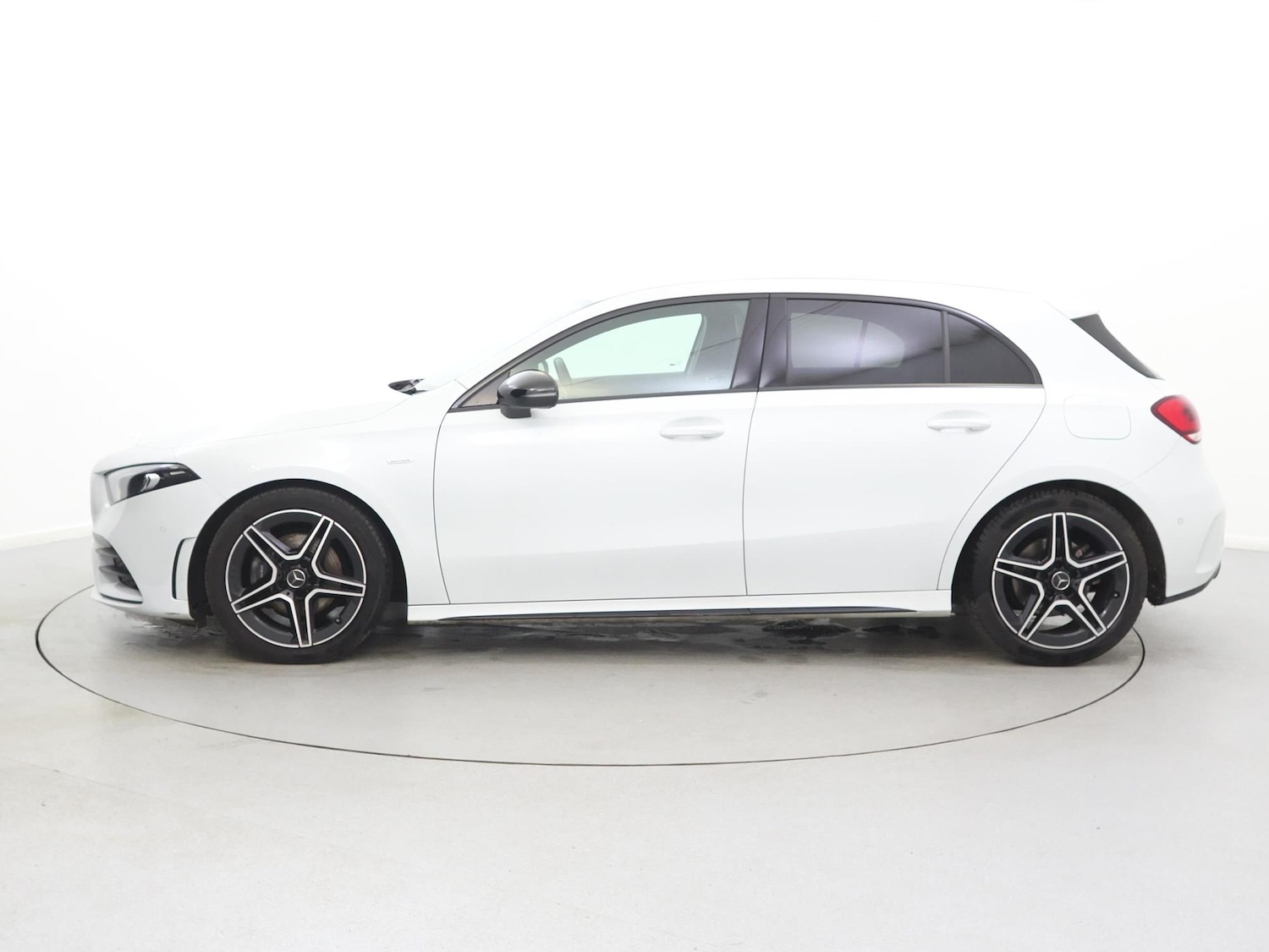 Used Mercedes-Benz A-Class 2021 for sale - 77601551: Photo 4