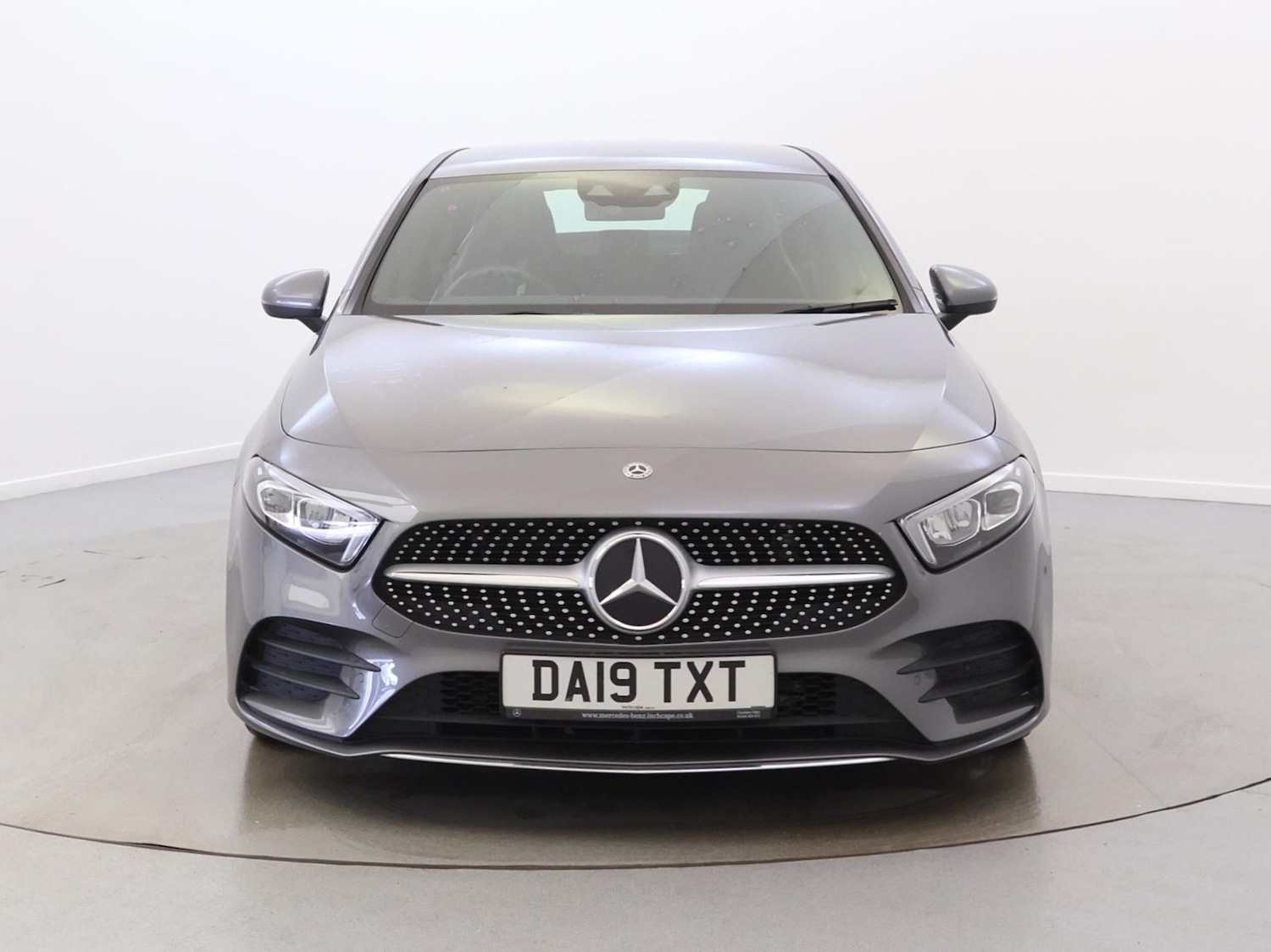 Used Mercedes-Benz A-Class 2019 for sale - 76097443: Photo 2