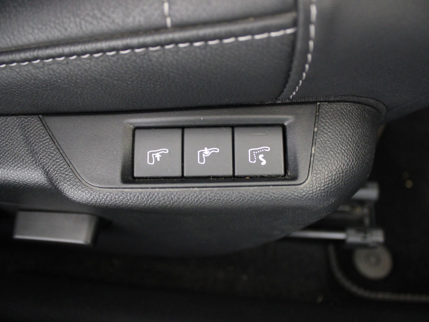 Used Citroen C4 2023 for sale - 77240118: Photo 10