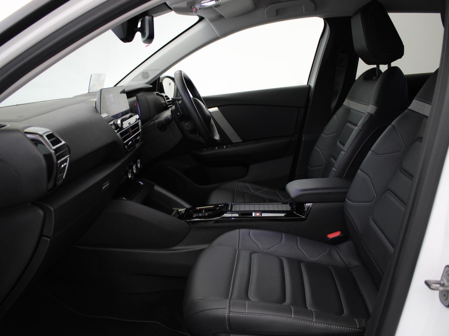 Used Citroen C4 2023 for sale - 77240118: Photo 12