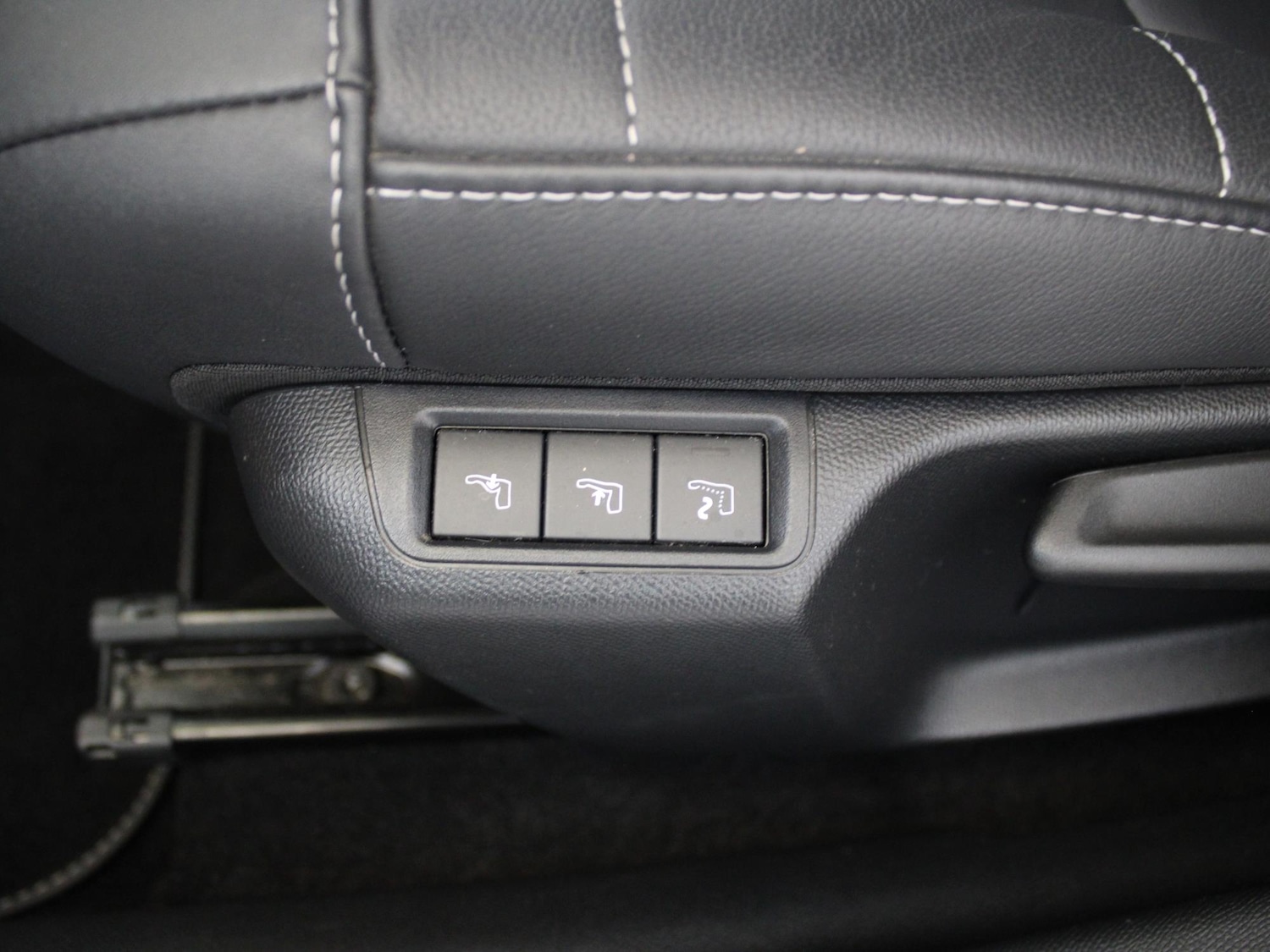 Used Citroen C4 2023 for sale - 77240118: Photo 13