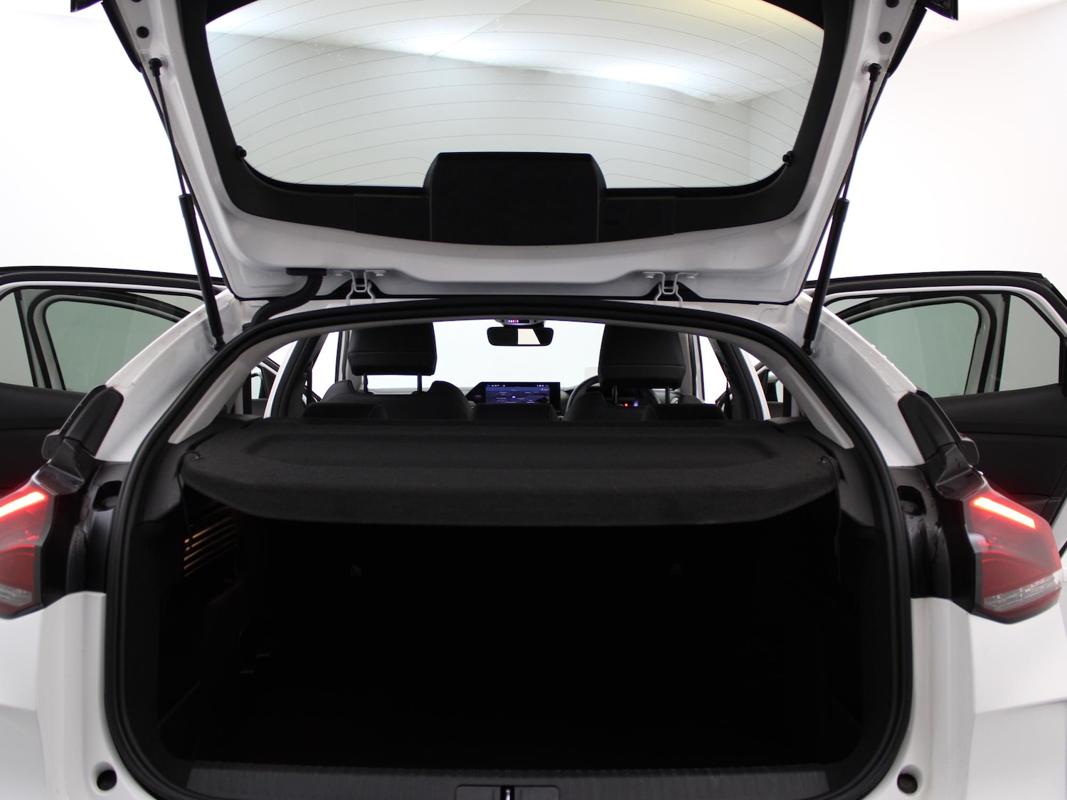 Used Citroen C4 2023 for sale - 77240118: Photo 47