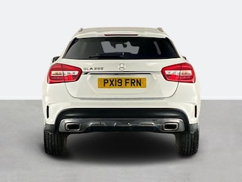 Used Mercedes-Benz GLA 2019 for sale - 78421865: Photo