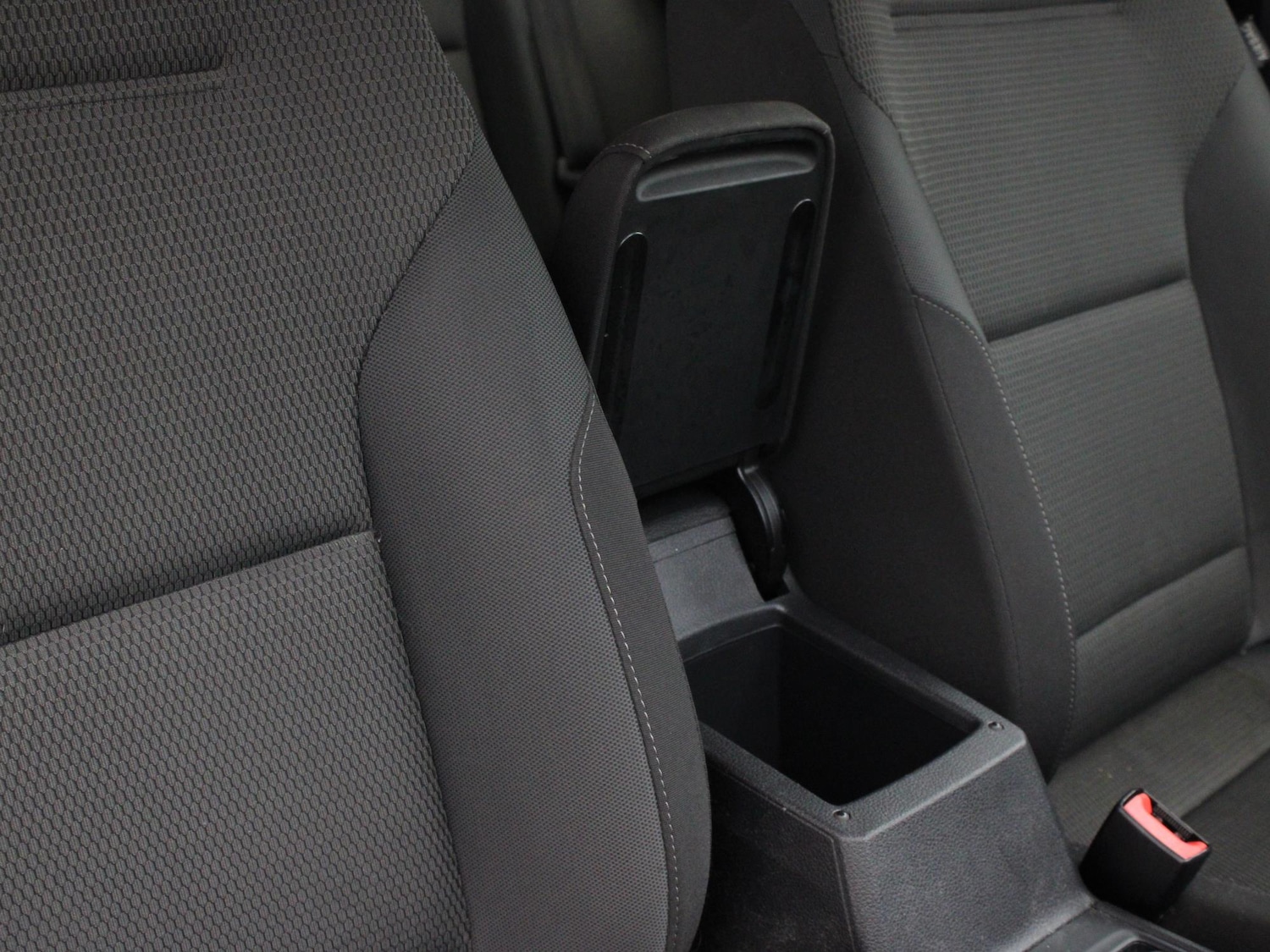 Used Volkswagen Golf 2018 for sale - 77164617: Photo 28