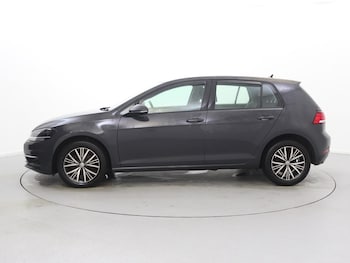 Used Volkswagen Golf 2018 for sale - 77164617: Photo
