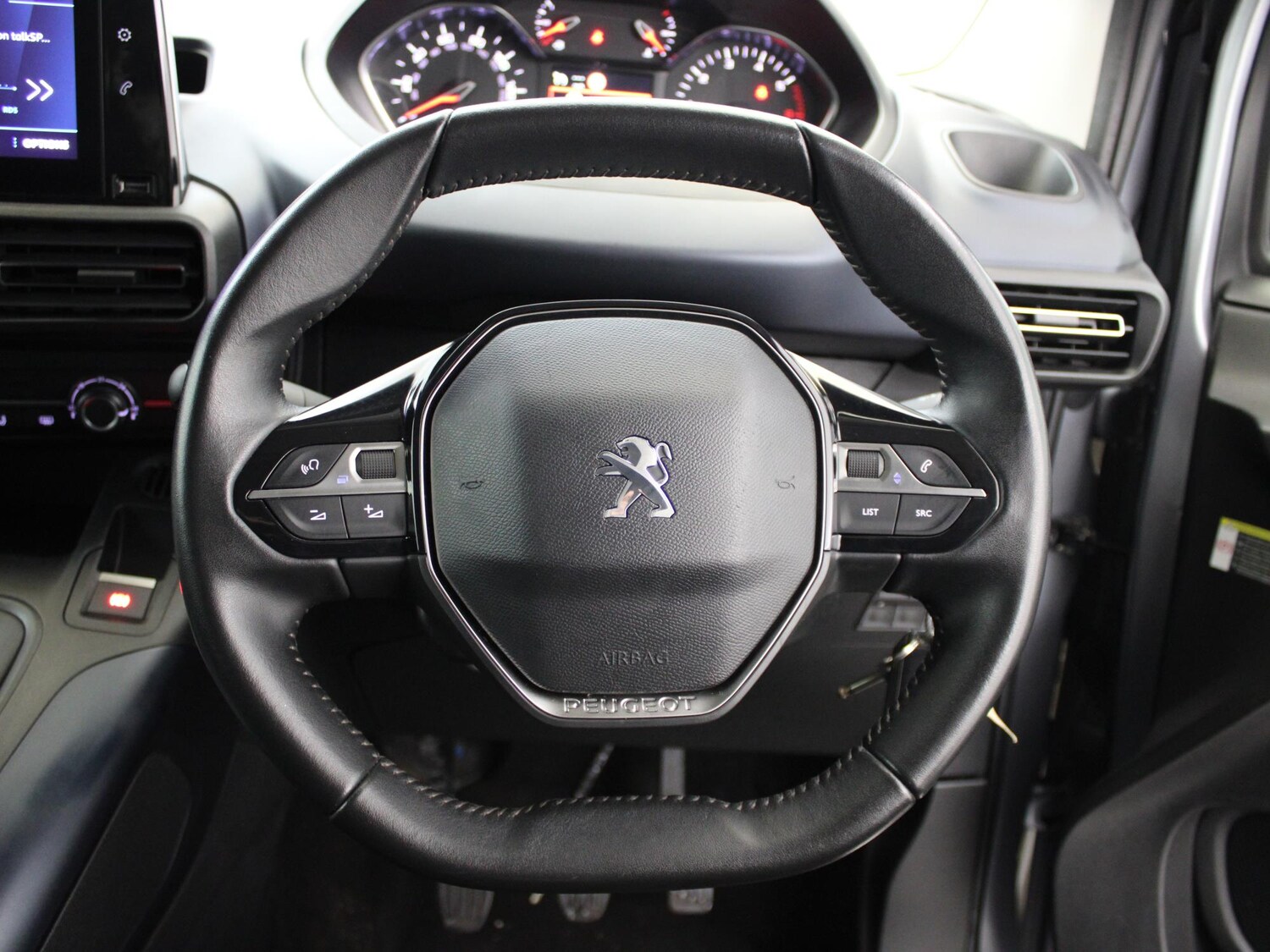 Used Peugeot Rifter 2020 for sale - 77514972: Photo 21